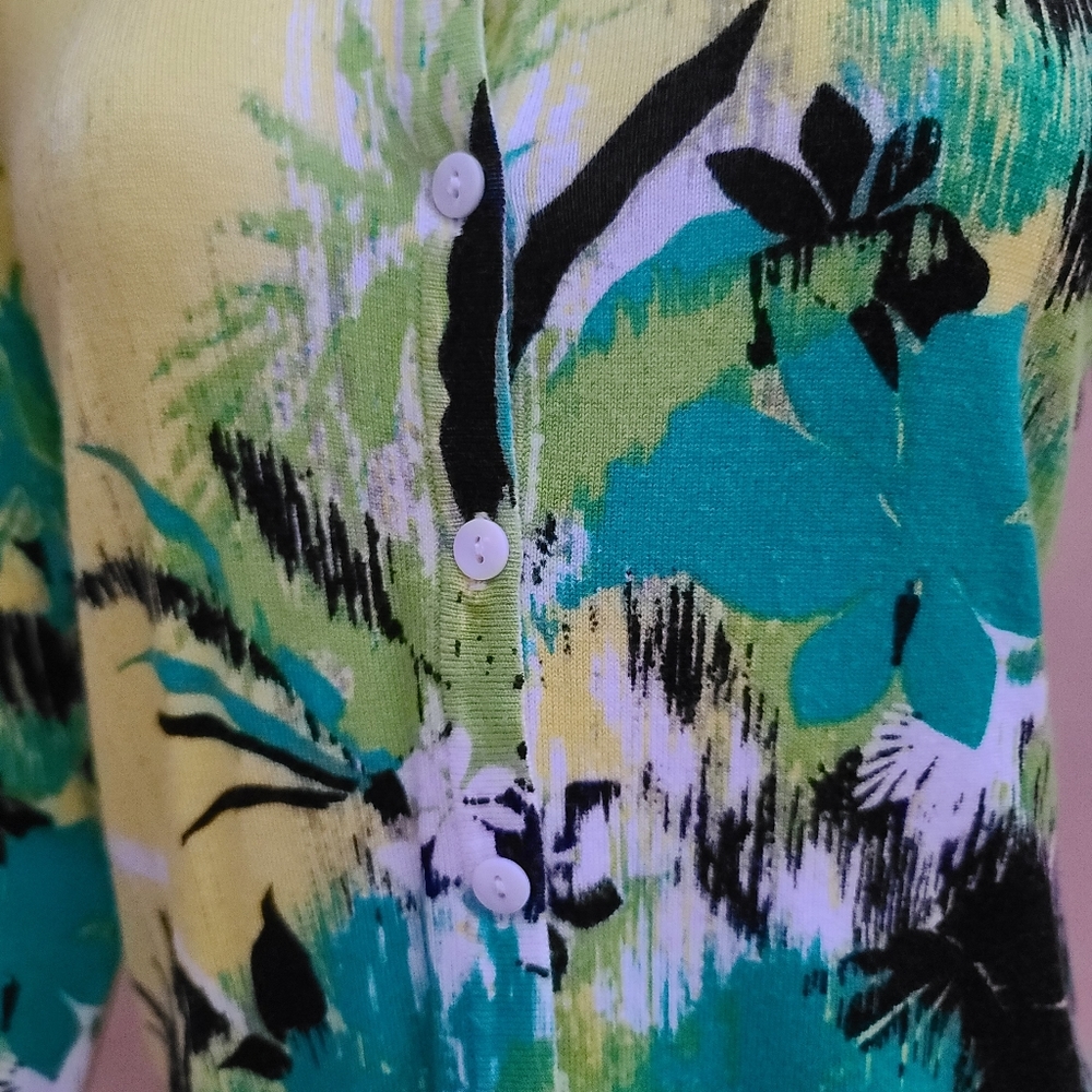 Tropical Floral Lightweight Cardigan Sweater PM Yellow Green Button Front 3/4 - Picture 7 of 15